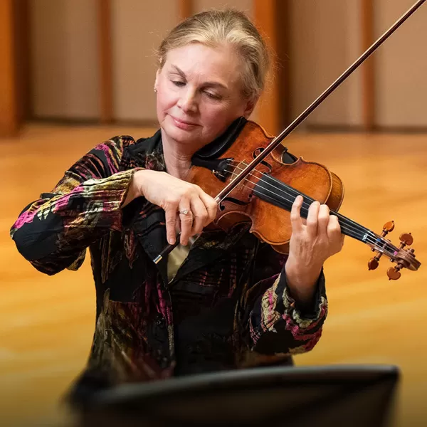 LOS ANGELES CHAMBER ORCHESTRA: PULSE & PRECISION