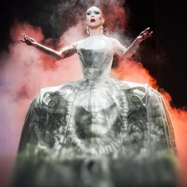 SASHA VELOUR: TRAVESTY
